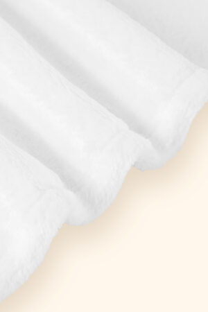 Long Vertical Flannel Breathable Blanket 4 Sizes