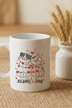 Personalized Cat Couple Mug, Cute Cartoon Cats with Hearts, Custom Names Coffee Cup, Gift for Cat Lovers