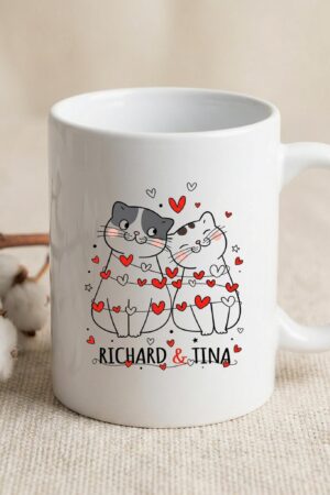 Personalized Cat Couple Mug, Cute Cartoon Cats with Hearts, Custom Names Coffee Cup, Gift for Cat Lovers